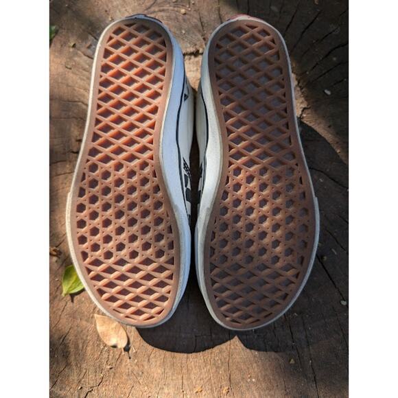 Vans, black and off white checkered slip ons size kids 2.5 - Picture 5 of 8